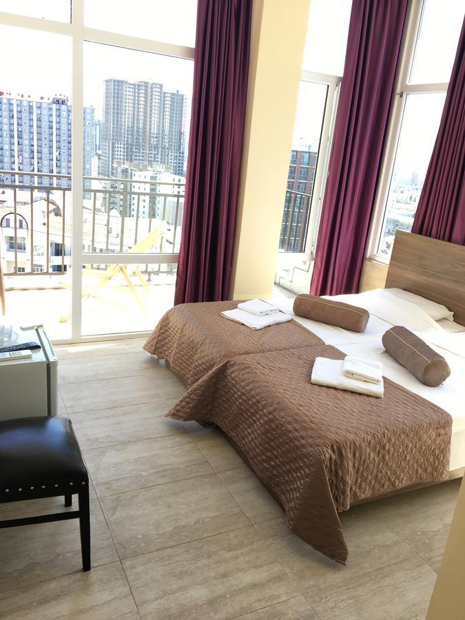 Hotel Guesthouse Lola Батумі Екстер'єр фото